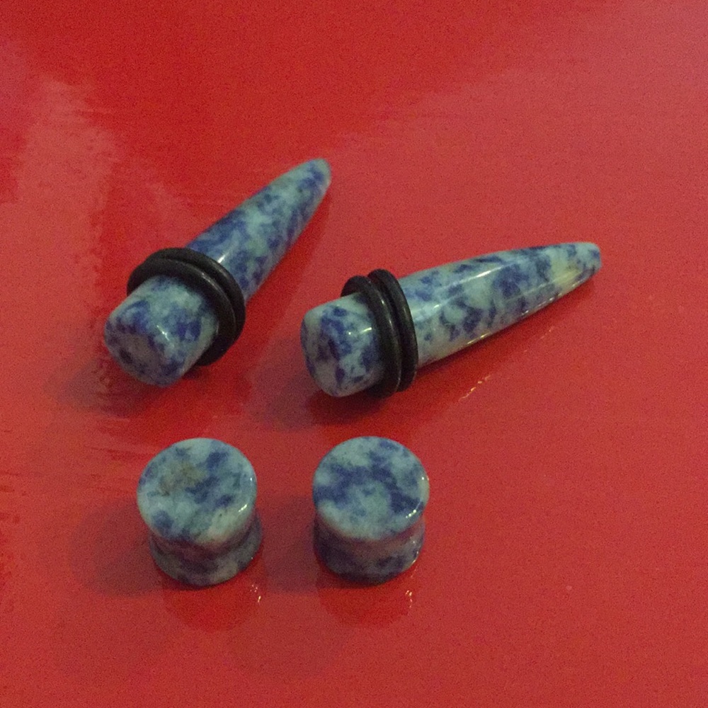 Taper and plug set